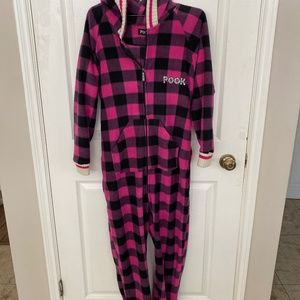 Pook onesie